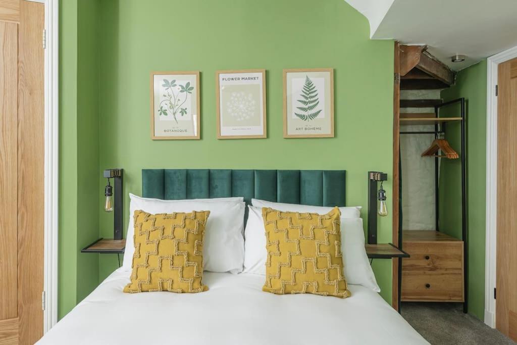 The Park Street Mews - With Parking Appartement