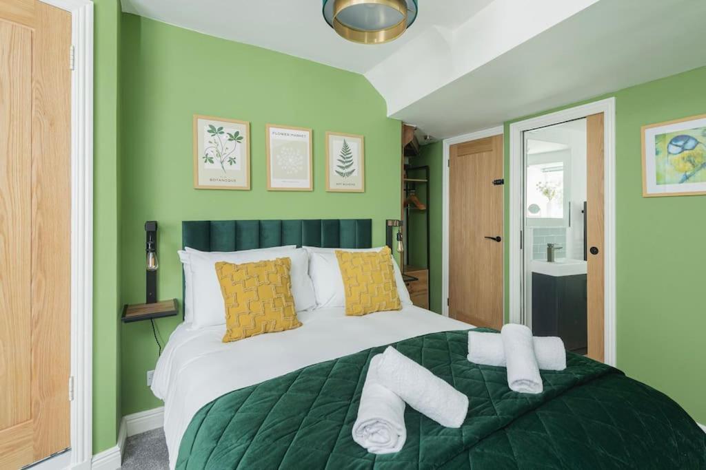 The Park Street Mews - With Parking Appartement